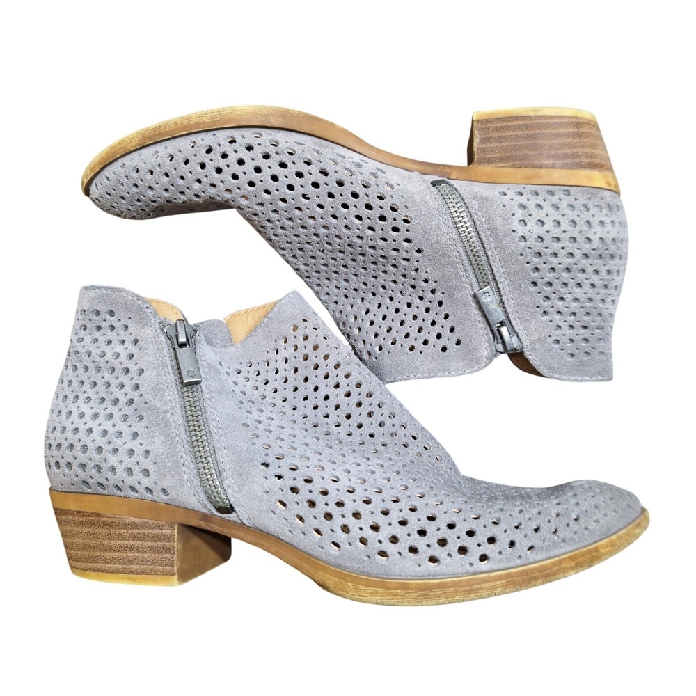 Lucky Brand Breathable Grey Perforated Suede Ankle Boots Stacked Heel Womens 8.5